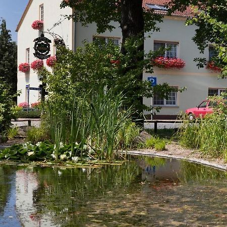 Hotel & Gasthaus Zum Eichenkranz Luckenwalde Eksteriør billede